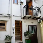 Apartament Cortilia House *