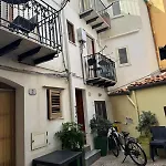Cortilia House